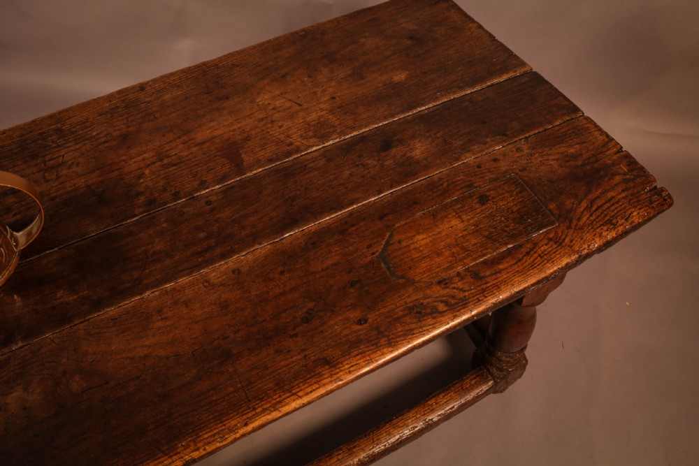 A Good 17th century refectory Table Oak View V