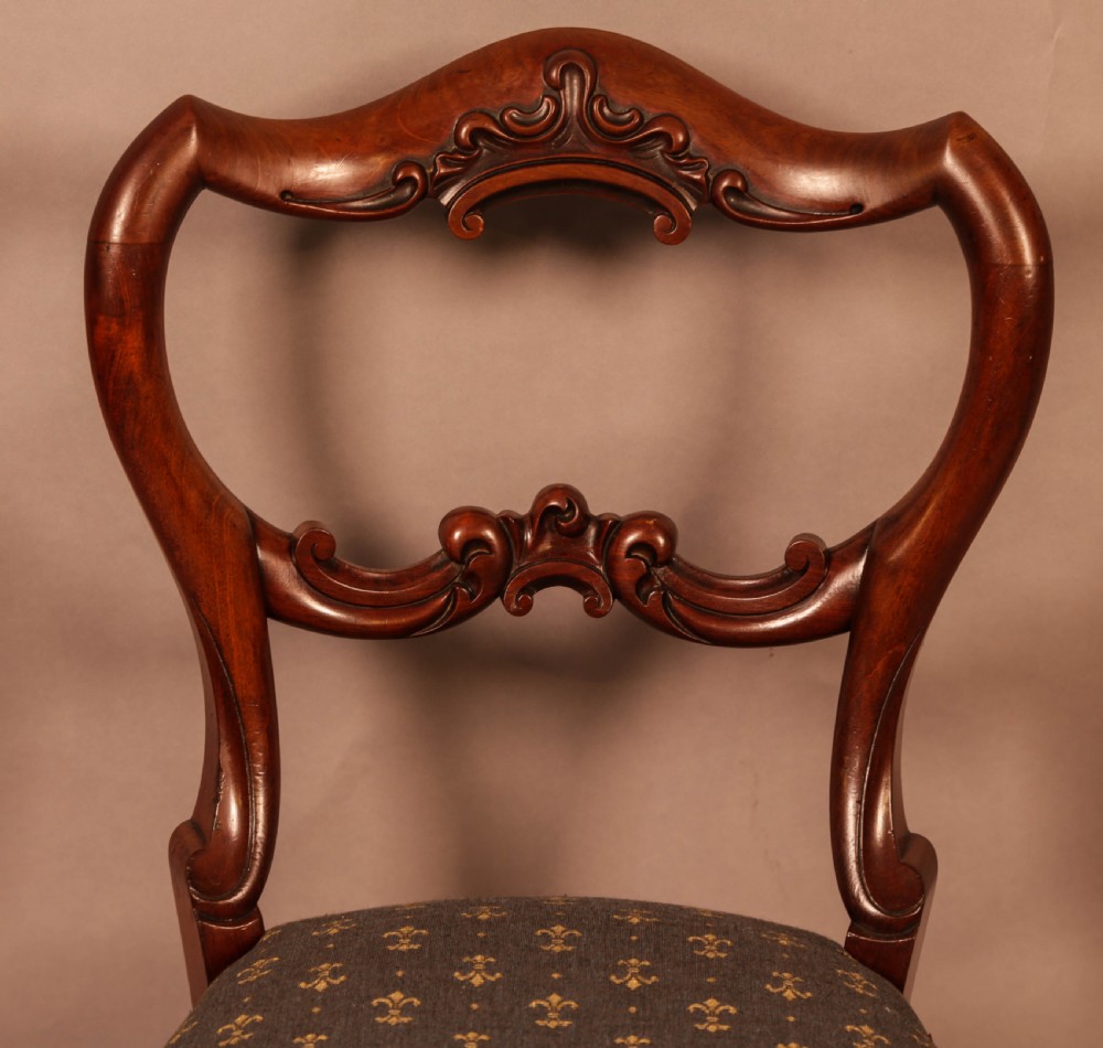 A Super Quality set of 4 William IV Dining Chairs View V