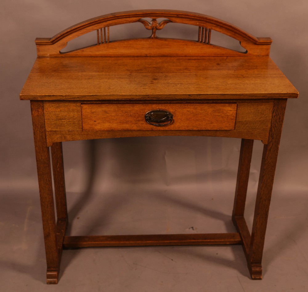 An Arts and Crafts Side Table in Oak View II