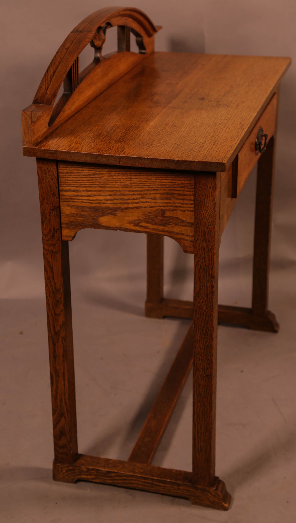 An Arts and Crafts Side Table in Oak View VI