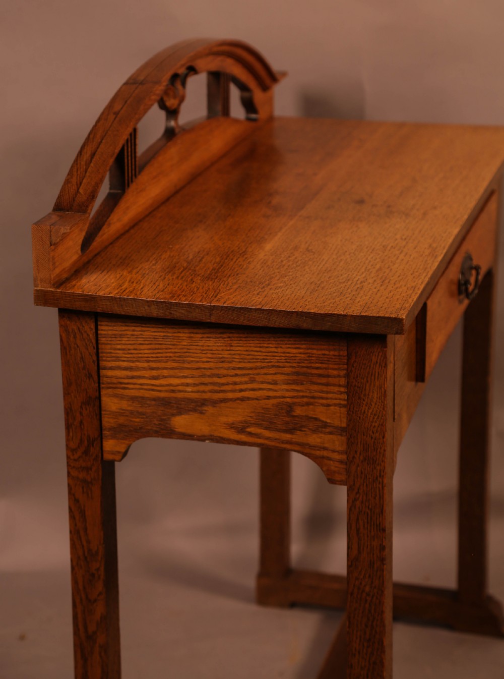 An Arts and Crafts Side Table in Oak View VII