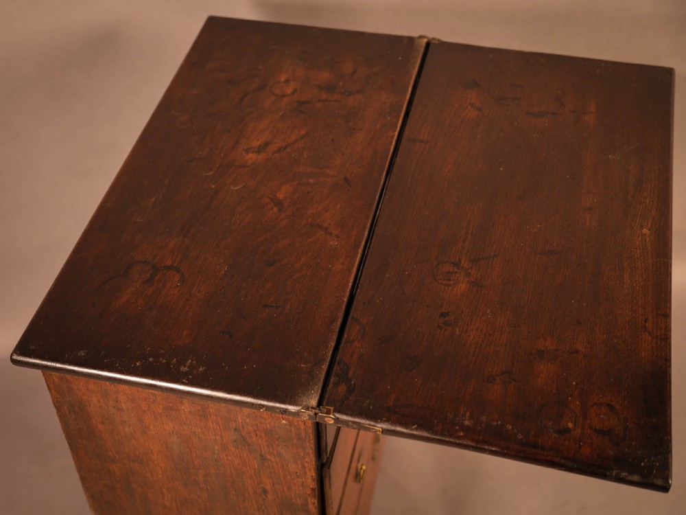 A Rare Early Georgian Batchelors Chest Tiny View VII