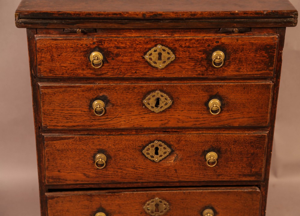 A Rare Early Georgian Batchelors Chest Tiny View XI