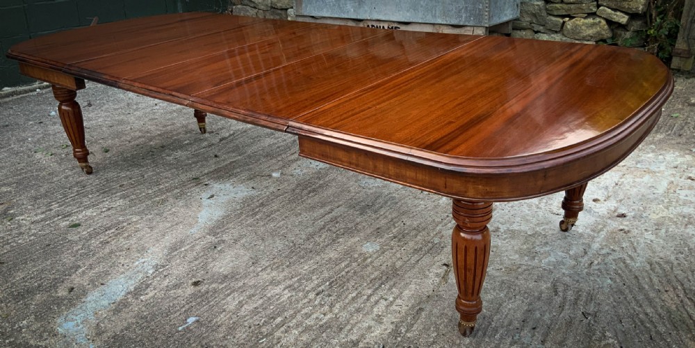 A victorian 3 leaf Extending Dining Table seats 10 View IV