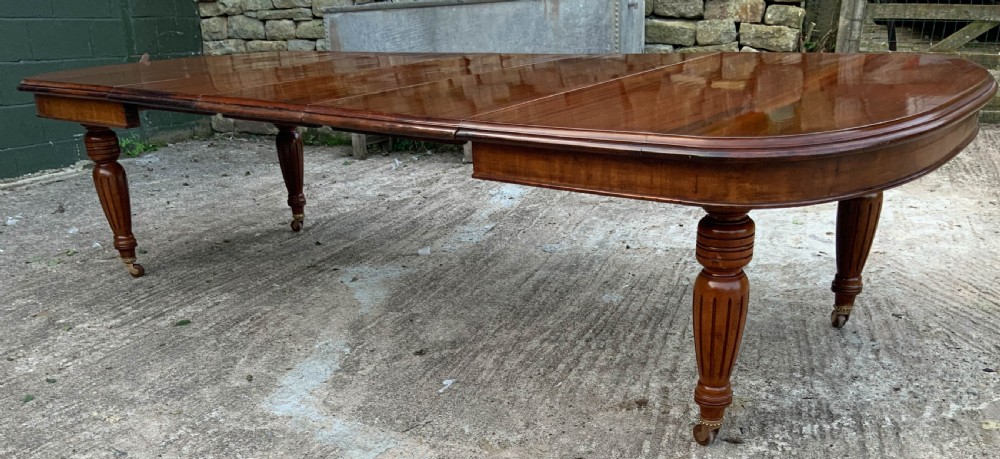 A victorian 3 leaf Extending Dining Table seats 10 View VI
