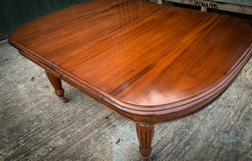 A victorian 3 leaf Extending Dining Table seats 10 View XI