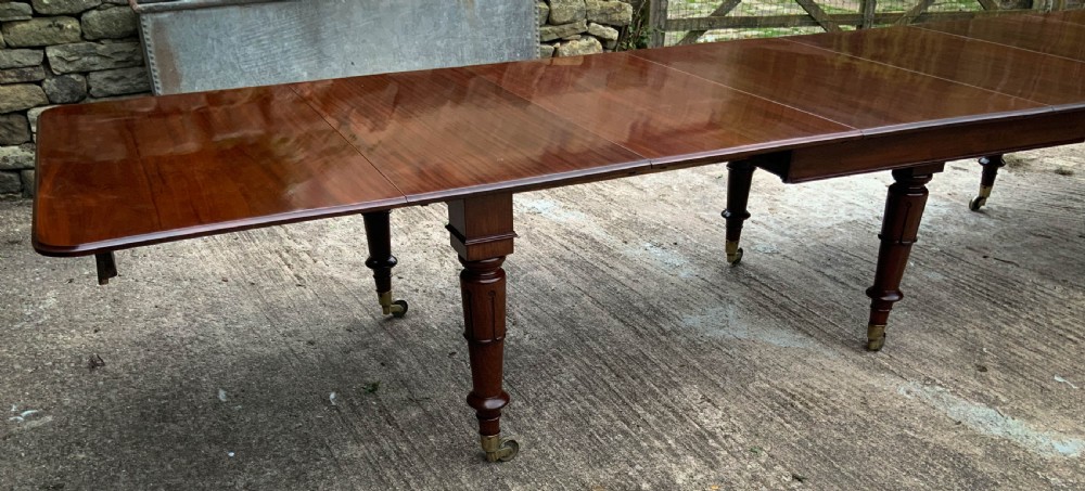 A Very Good late Georgian Extending Dining Table seats 14/16 View VIII