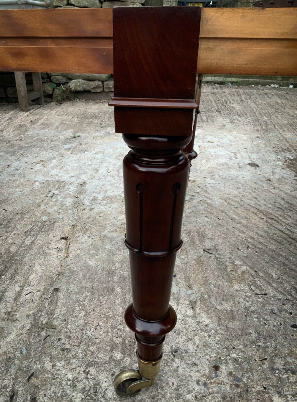A Very Good late Georgian Extending Dining Table seats 14/16 View XVIII
