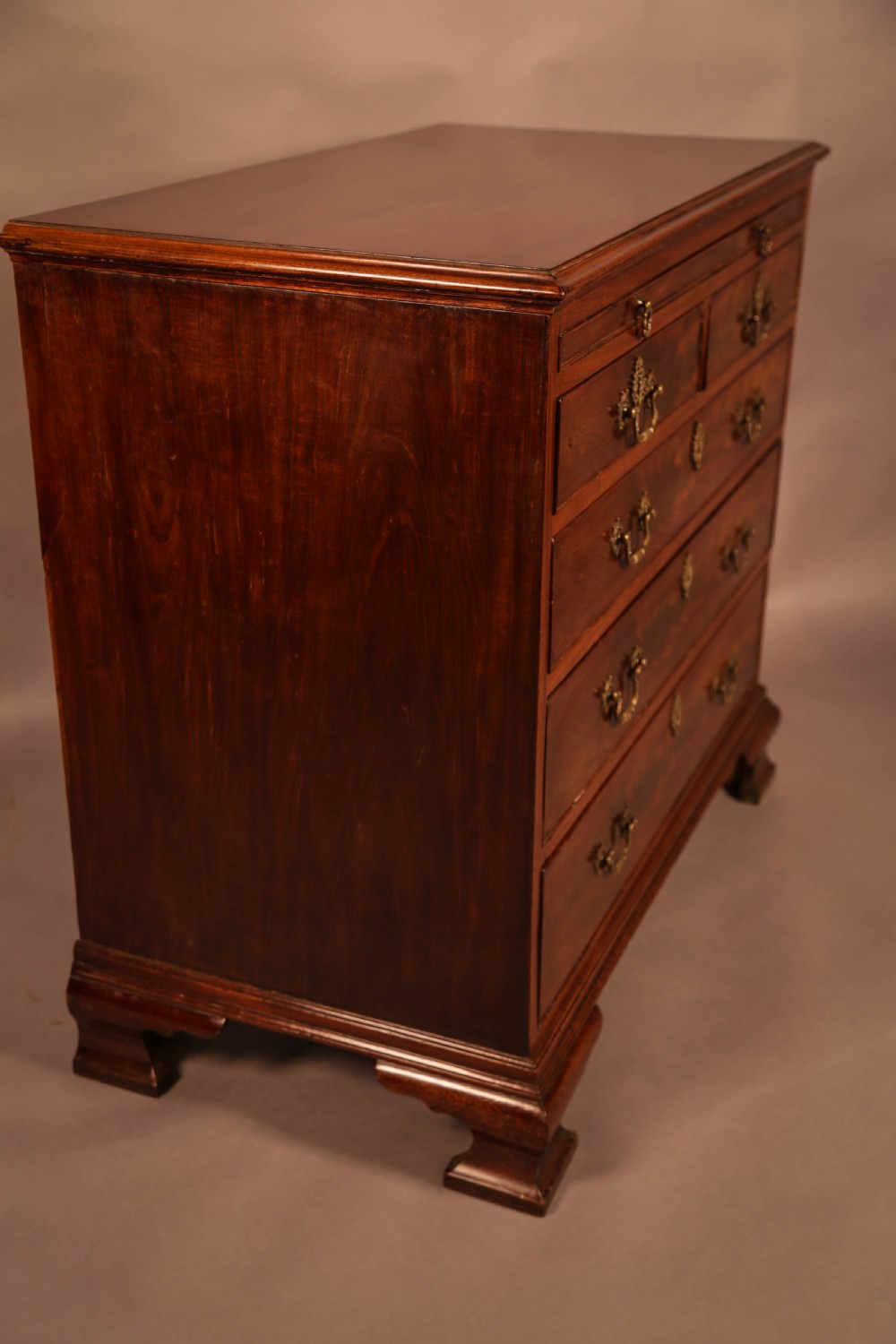 A Fine Georgian Mahogany Chest of Drawers View VI