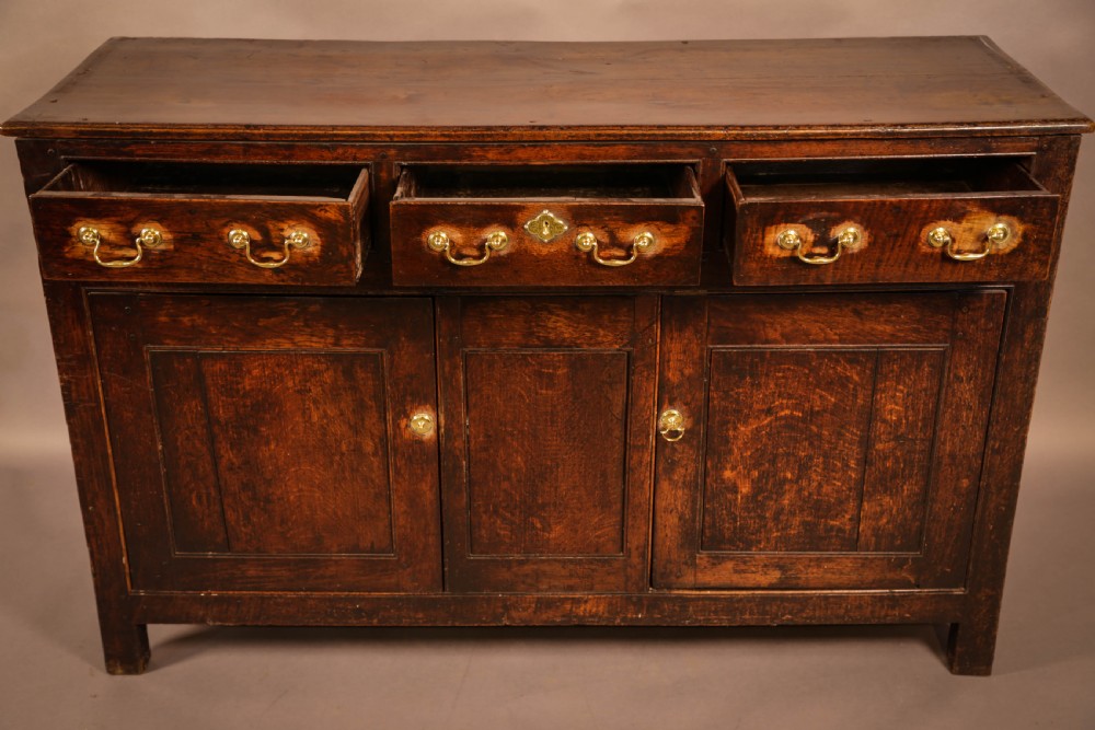 A Small Georgian Serving Dresser in Oak View II