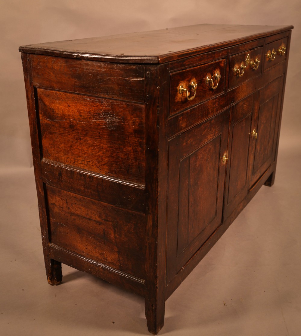 A Small Georgian Serving Dresser in Oak View XI