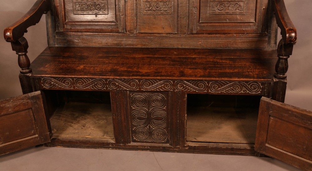 Antique Oak Settle View IX