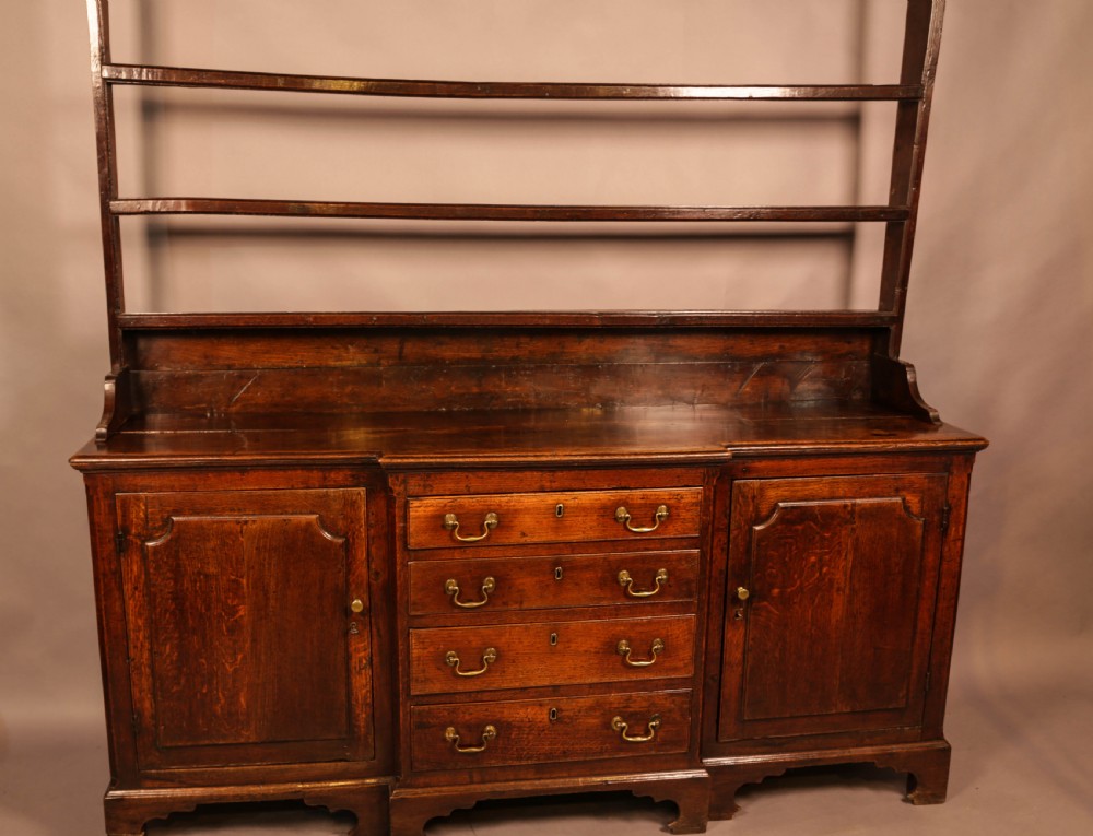 An Good 18th century Oak Dresser fantastic colour View IV