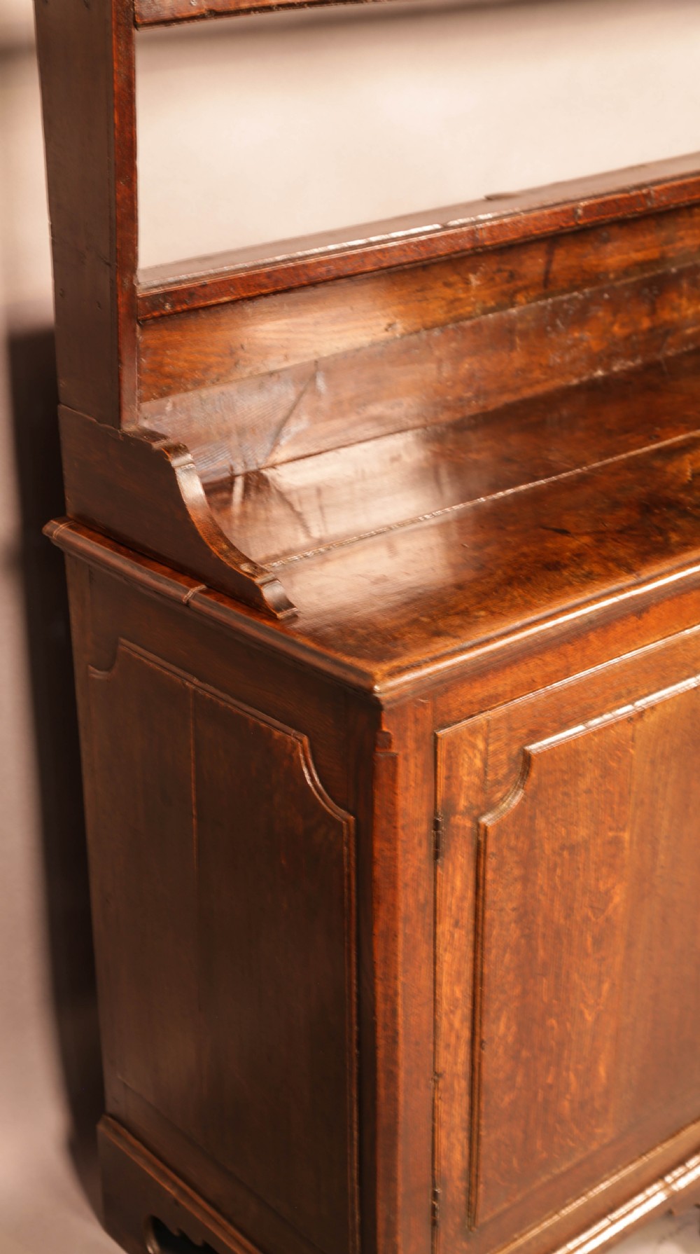 An Good 18th century Oak Dresser fantastic colour View VII