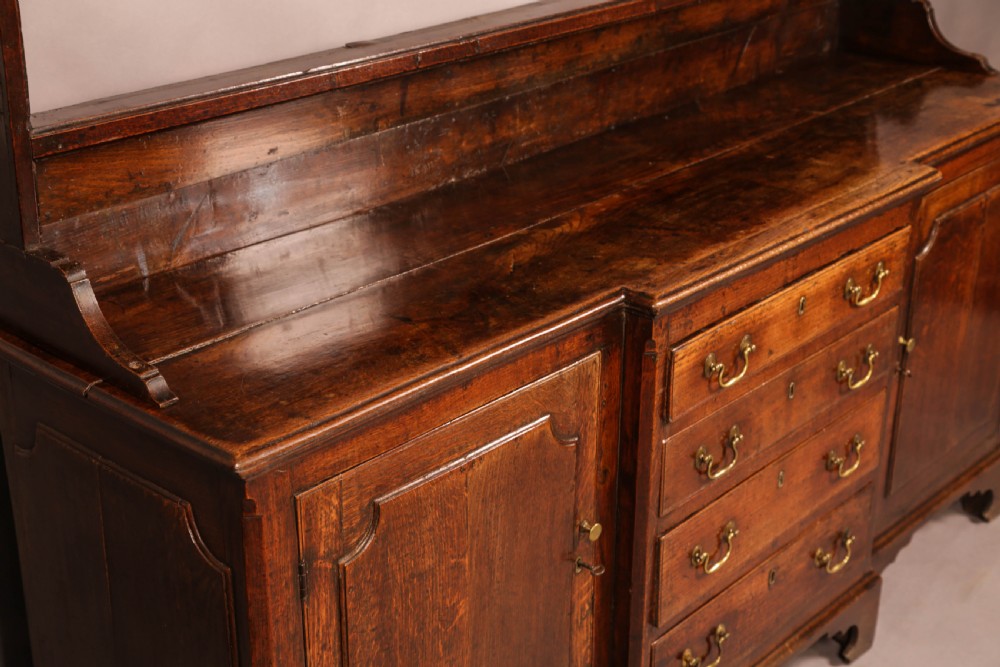 An Good 18th century Oak Dresser fantastic colour View VIII