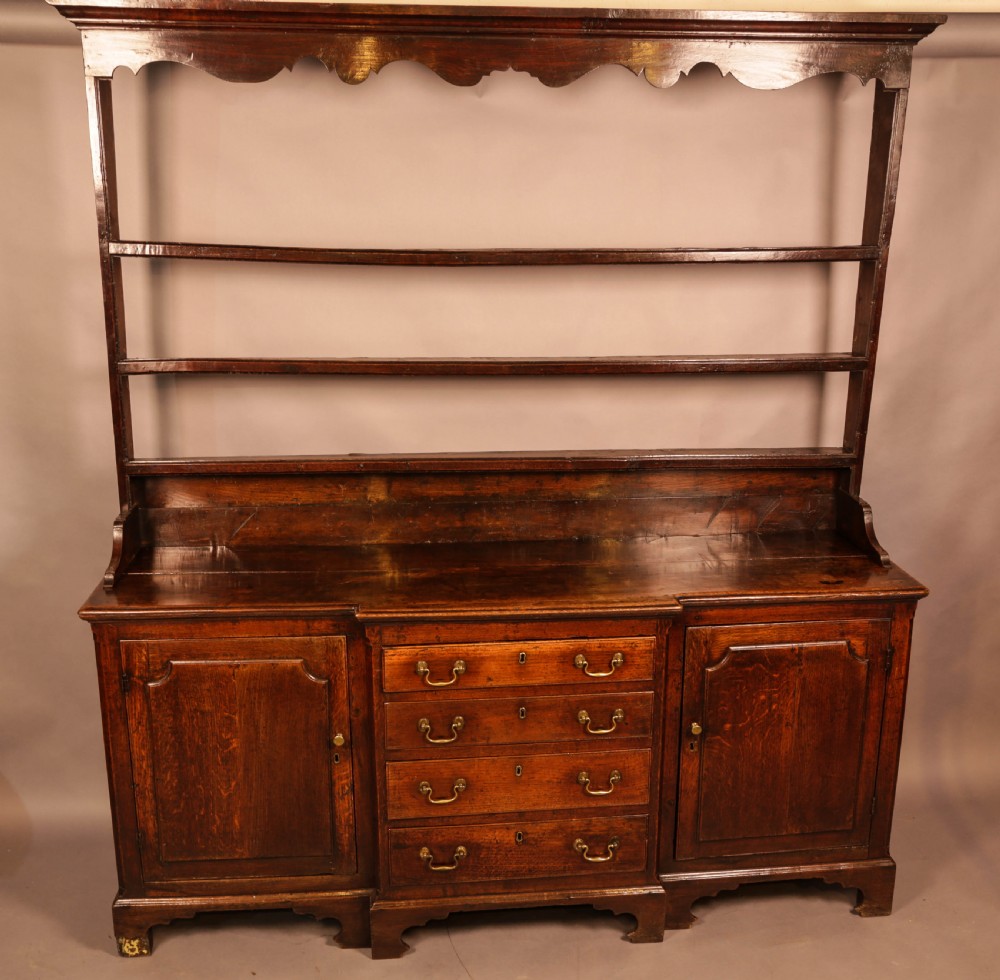 An Good 18th century Oak Dresser fantastic colour View XVI