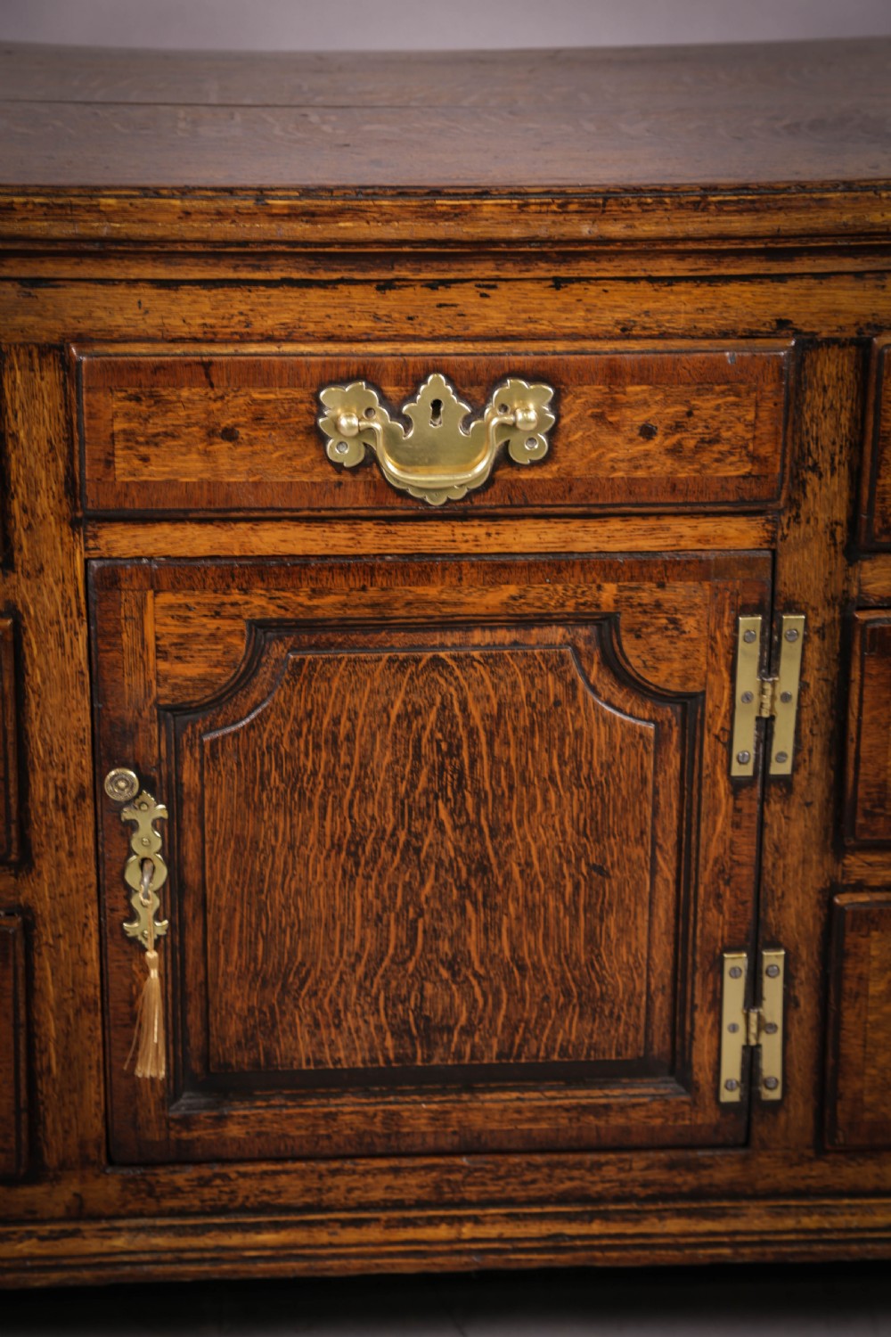 A Georgian 18th century Serving Dresser in Oak View VI