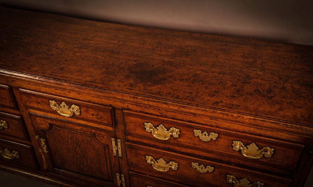A Georgian 18th century Serving Dresser in Oak View VII