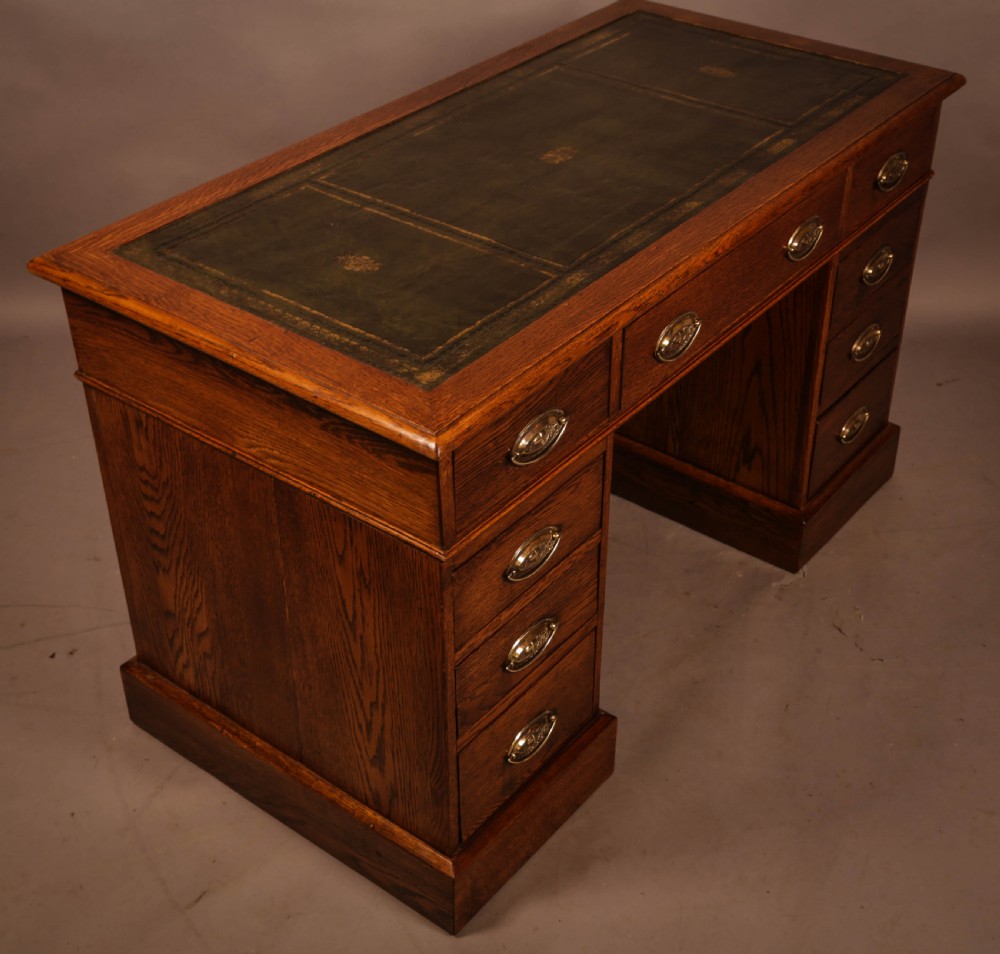 A Good Quality Pedestal Desk in Oak View VII