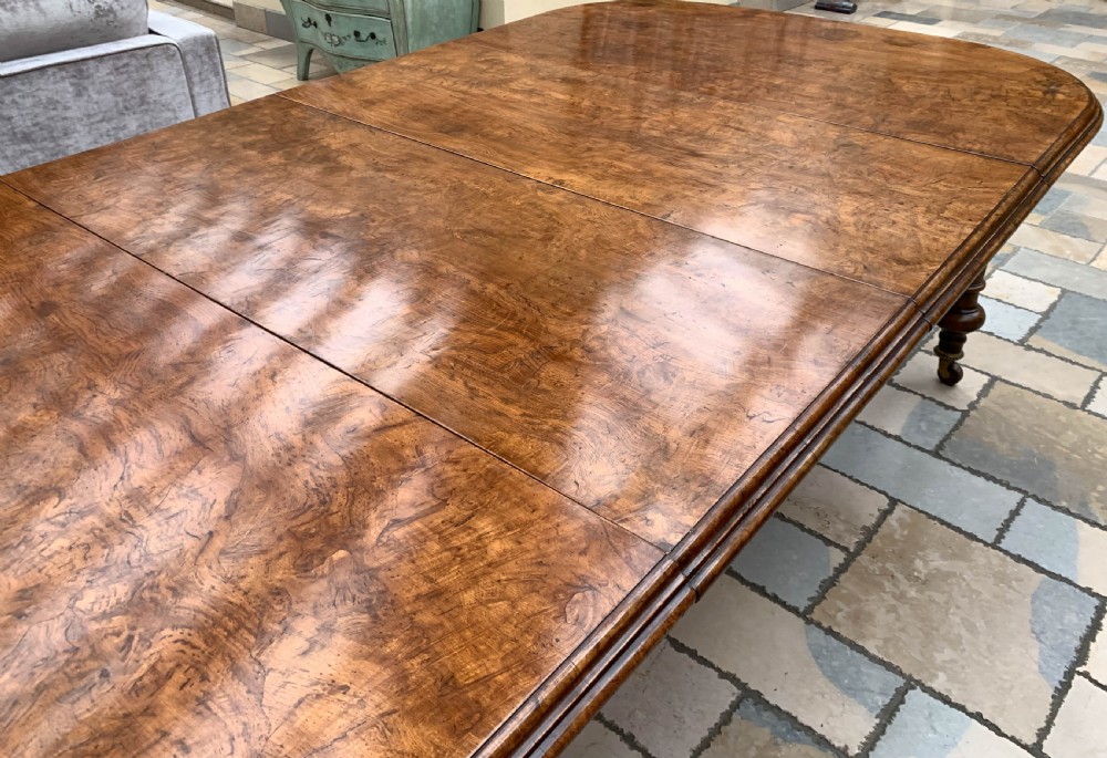 A Beutifull Pollard Oak Victorian Wind Out Extending Dining Table View XI