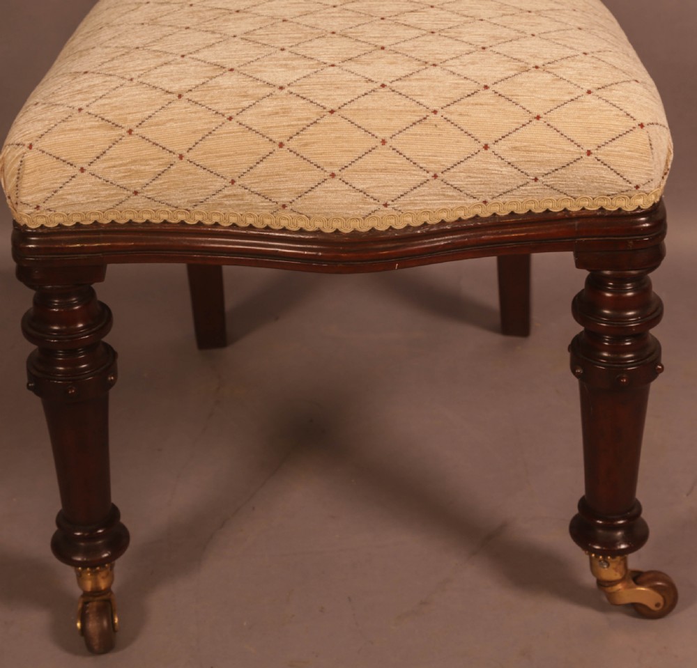 A Quality Set of 8 Victorian Dining Chairs Mahogany View X