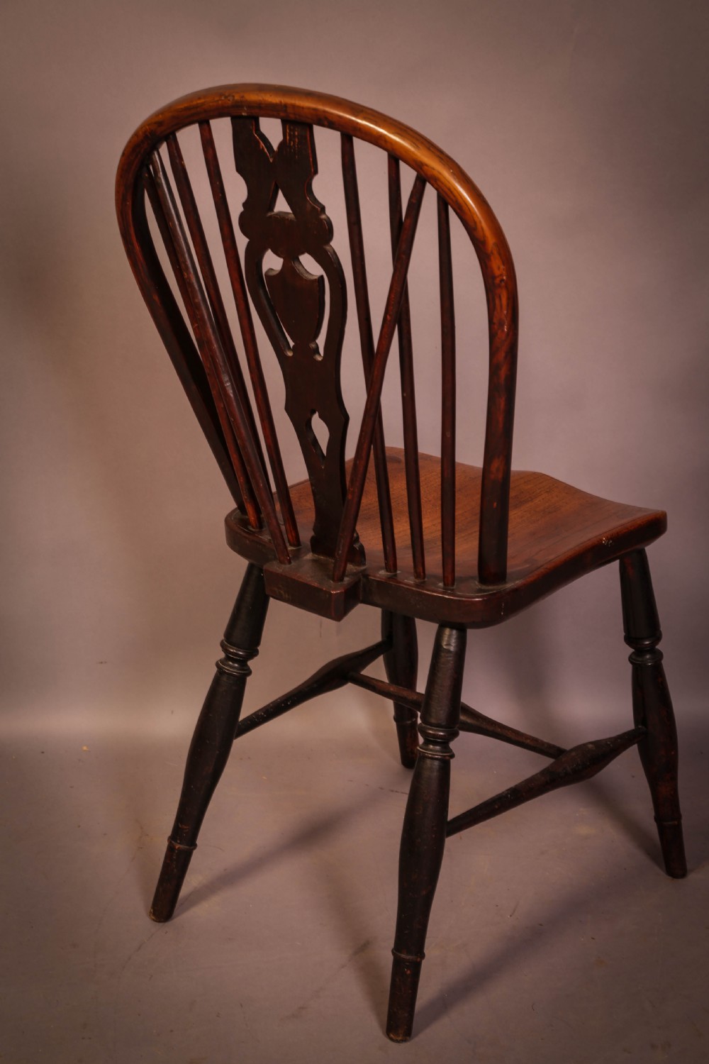 A Good set of 4 Kitchen Windsor Chairs Singles View VI