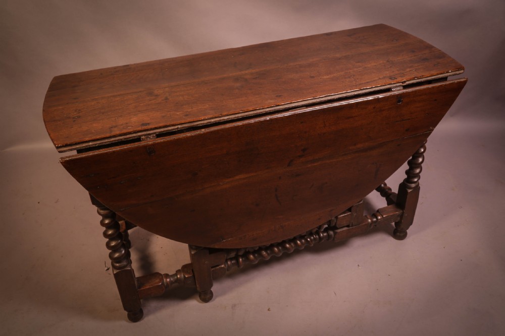 17th century Oak Gate Leg Dining Table View IV