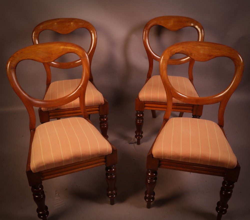 A Set of 4 Victorian Mahogany Balloon Back Dining Chairs