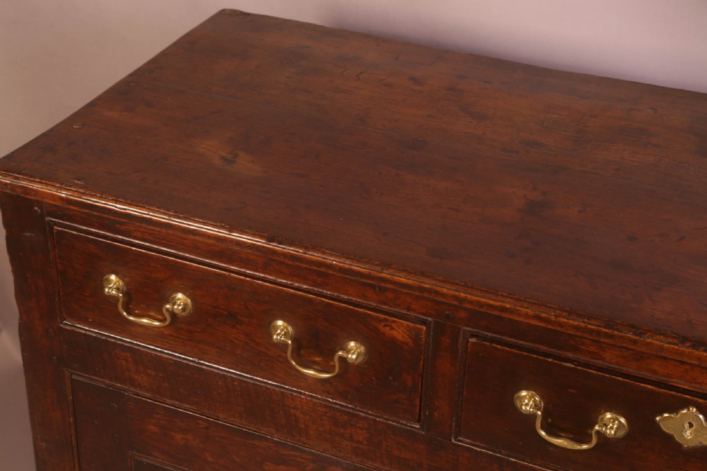 A Georgian Oak Serving Dresser View VIII