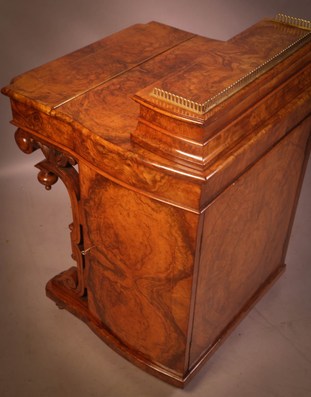 A Superb Victorian Davenport Desk in Burr Walnut View XIV