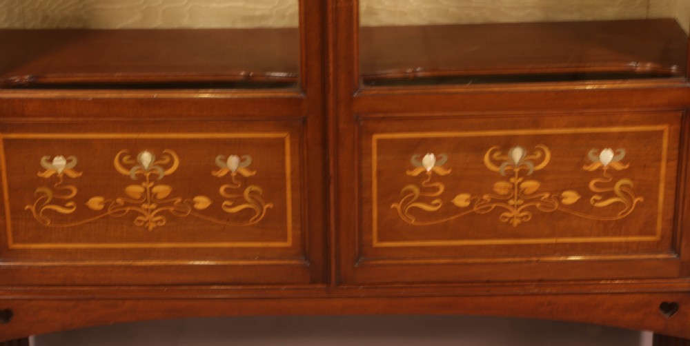A Good Art Nouveau Display Cabinet in Mahogany View VI