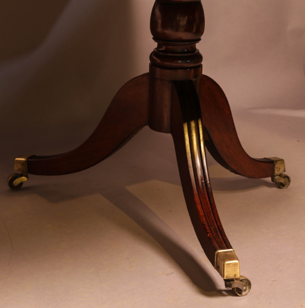 A Georgian Twin Pillar Dining Table in mahogany View XVI