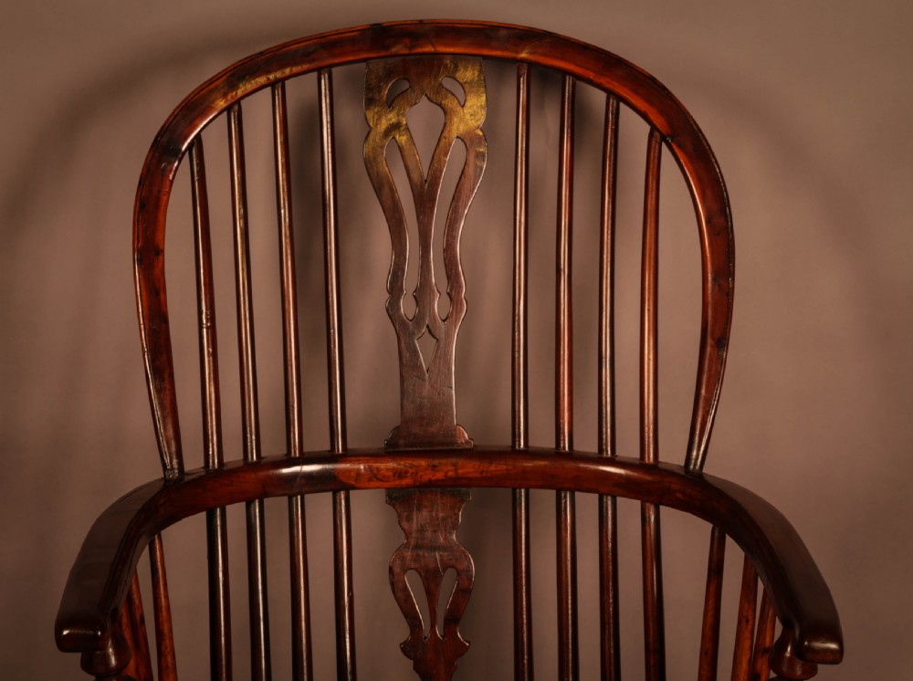 Yew Wood Best Model Windsor Chair c 1840 View V