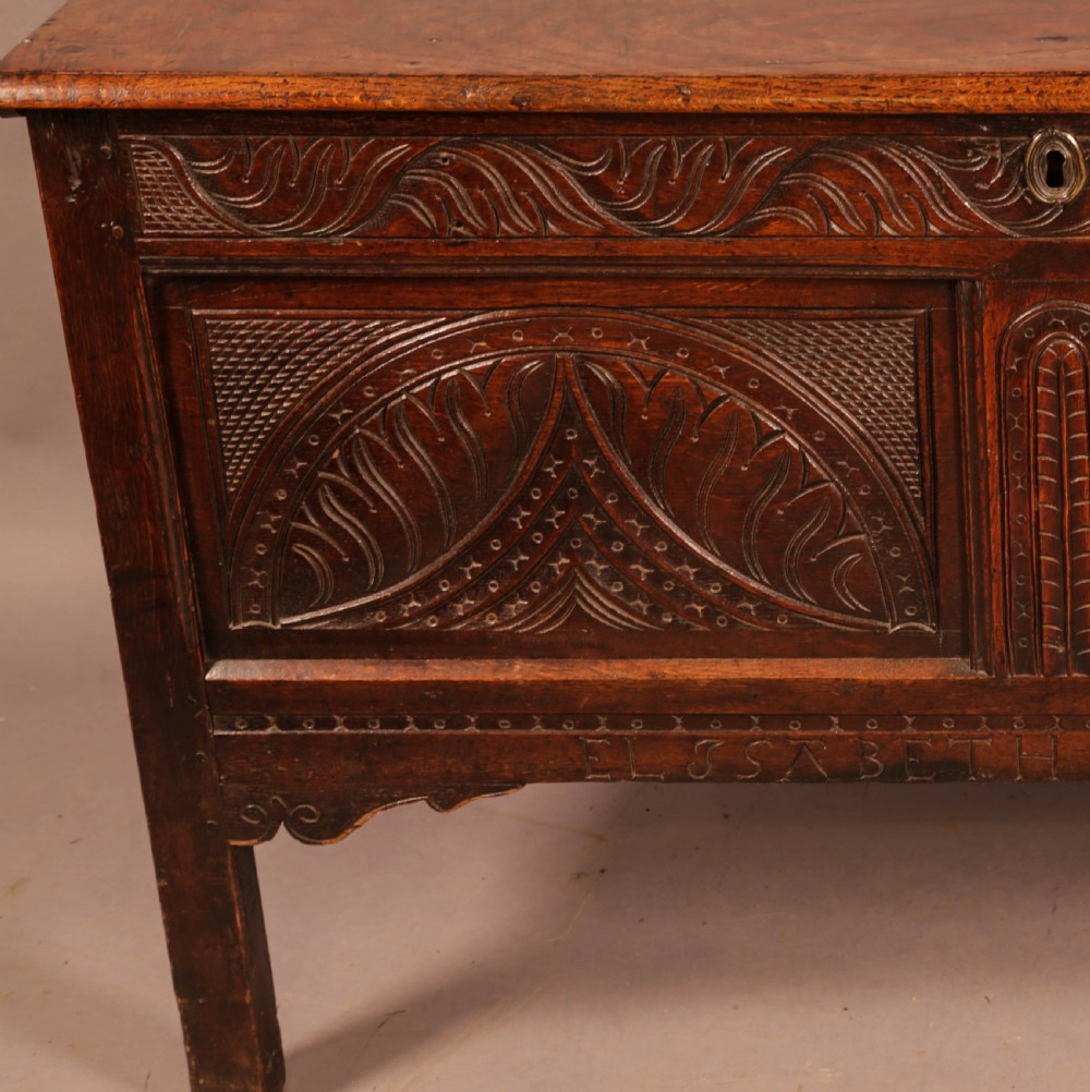 A Very nice 17th century Blanket Box Elizabeth Yardly View III