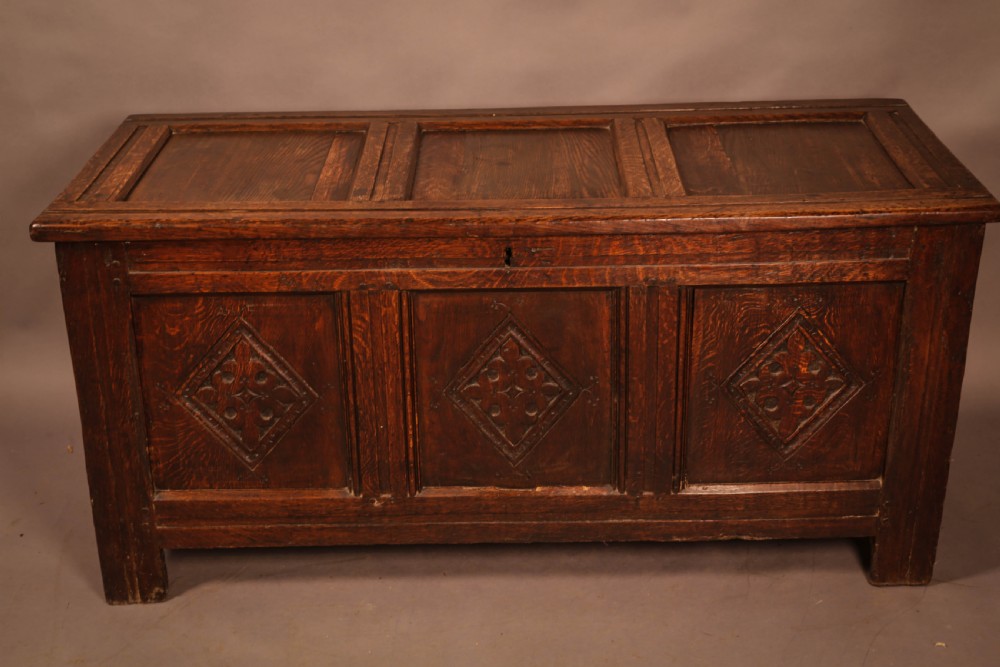 17th century Oak Coffer
