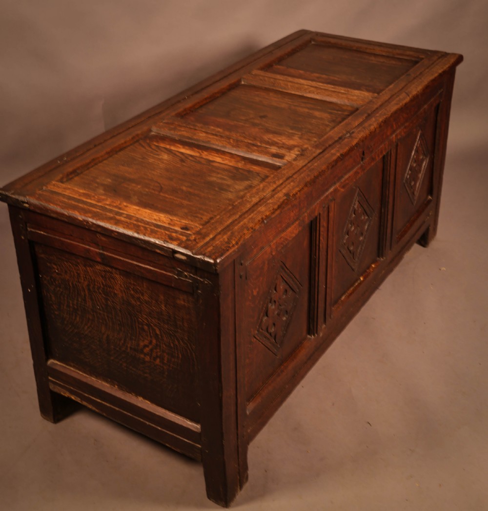 17th century Oak Coffer View III