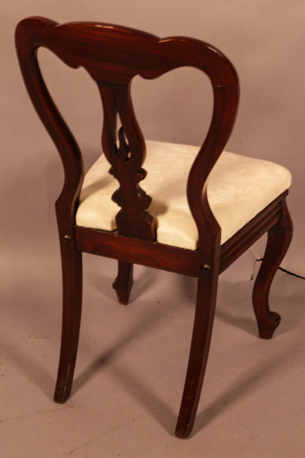 A Set of 8 Victorian Spear Point Balloon Back Dining Chairs View VIII