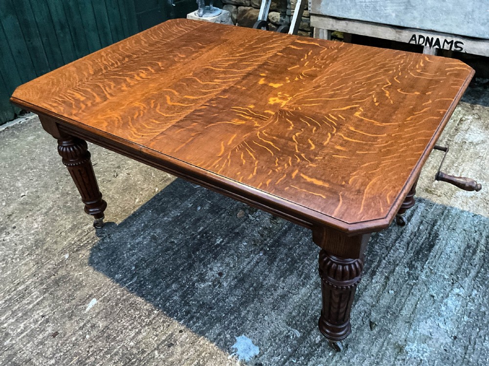 Oak Extending Dining Table and set of Matching Chairs View VIII
