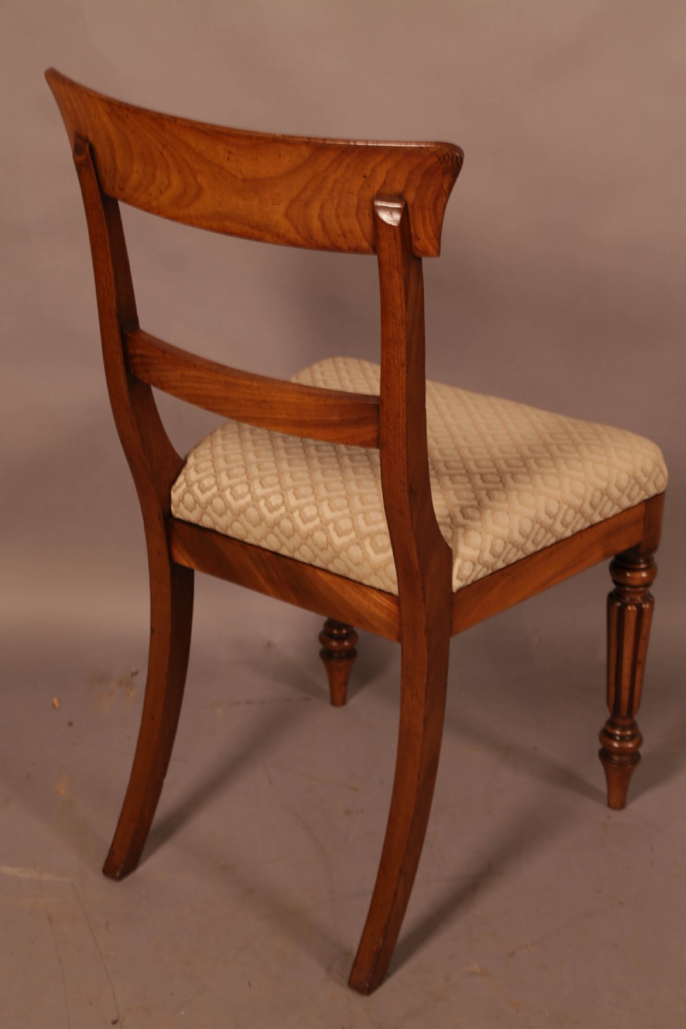 A Good set of 6 Georgian Dining Chairs (possibly Gillows) View VII