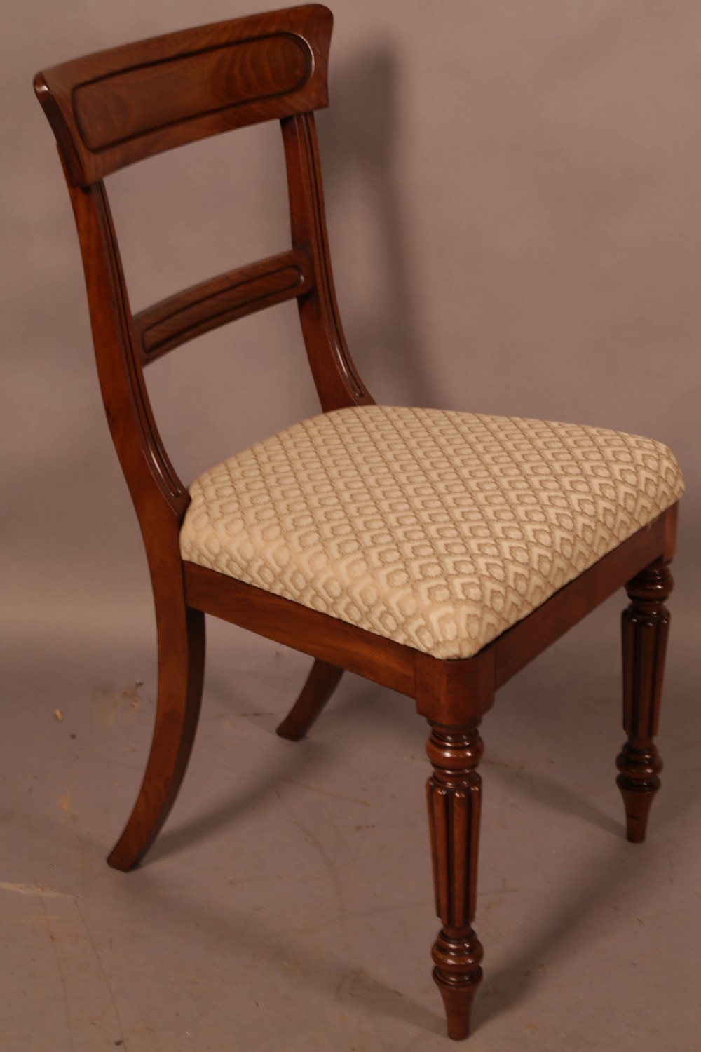 A Good set of 6 Georgian Dining Chairs (possibly Gillows) View VIII