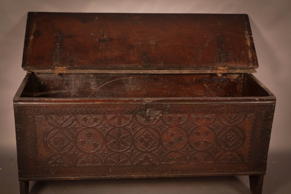 An 17th century Plank Coffer in Oak View VI