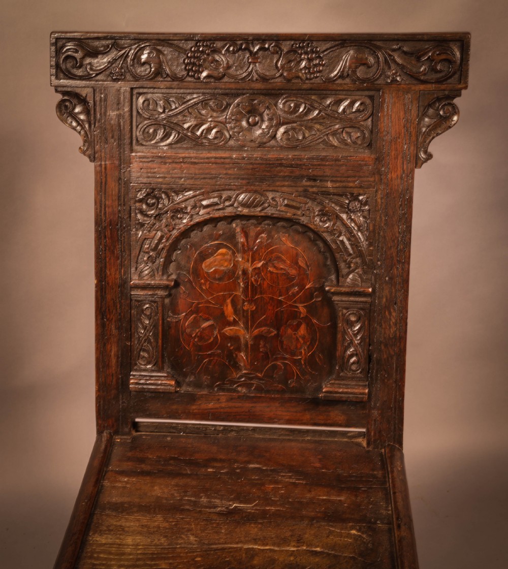 A Rare 17th century Day Bed View VII