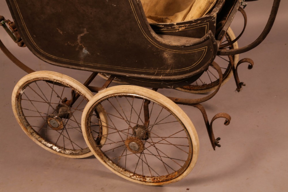 Perambulator early 20th century View VIII
