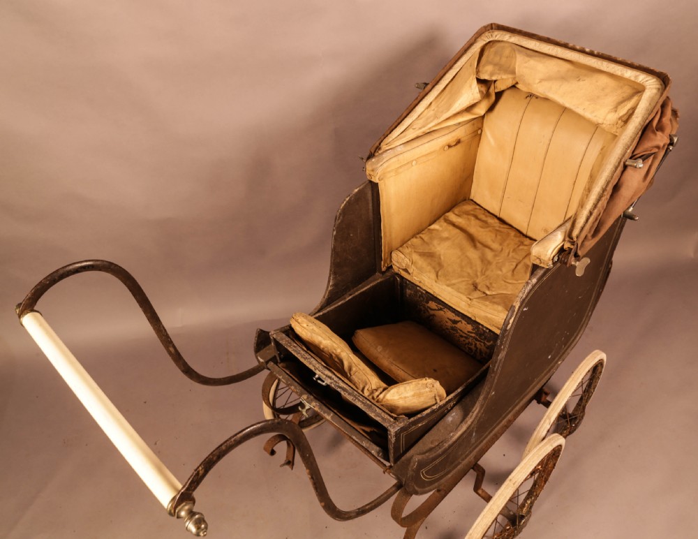 Perambulator early 20th century View XIII