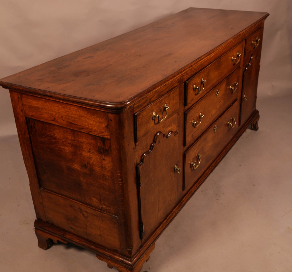 A Georgian Oak Serving Dresser View XI
