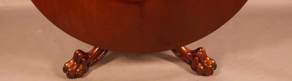 A Large good quality circular Victorian Dining Table View VII