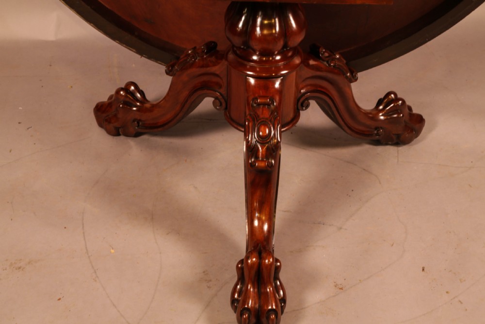 A Large good quality circular Victorian Dining Table View XII