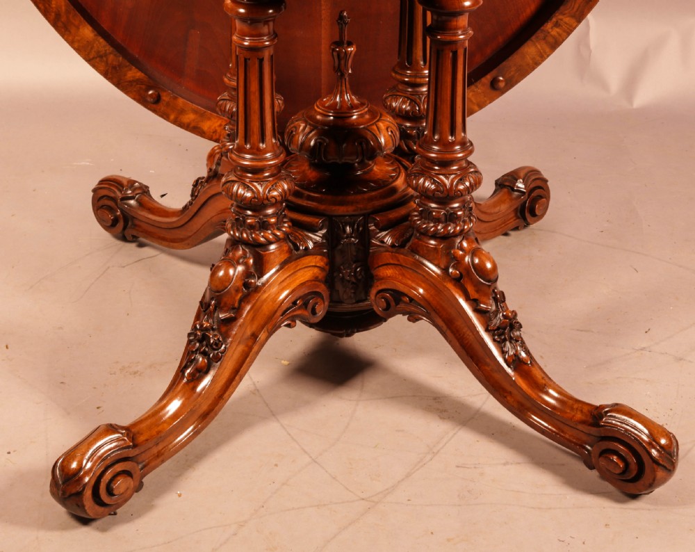 A Super Qualty Victorian Breakfast Table in Burr walnut View IX