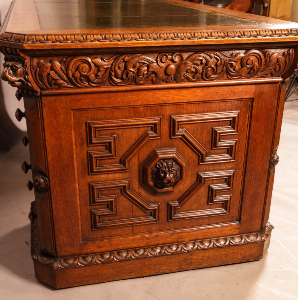 A Good Quality Partners desk in Oak View XIII