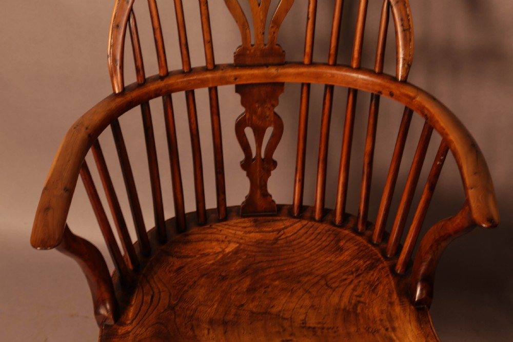 A Rare set of 6 Yew Wood Windsor chairs Retford Maker William Wheatland View XII